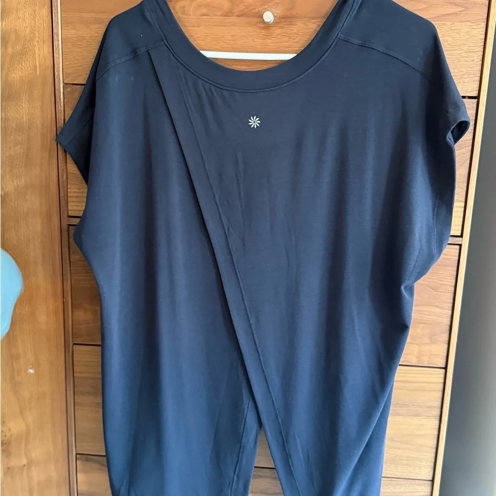 Athleta breezy crossback tee black NWT Size XL - Picture 7 of 8